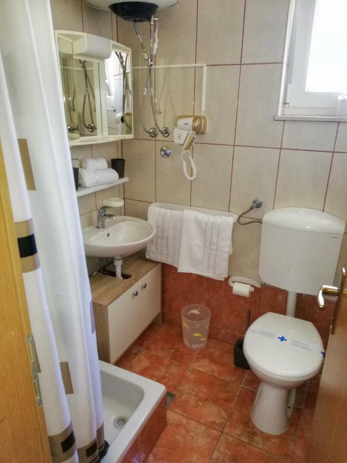 Apartments Jadranka Tučepi エクステリア 写真