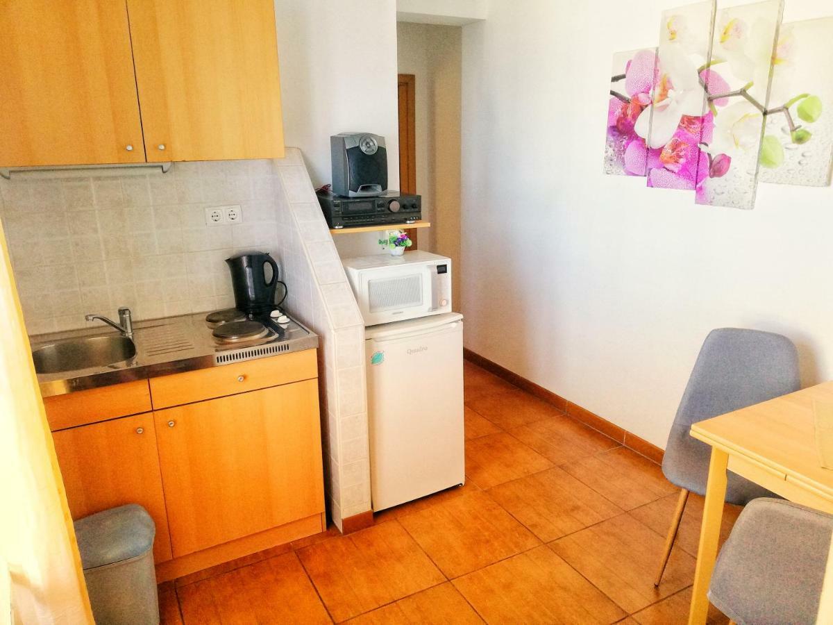 Apartments Jadranka Tučepi エクステリア 写真